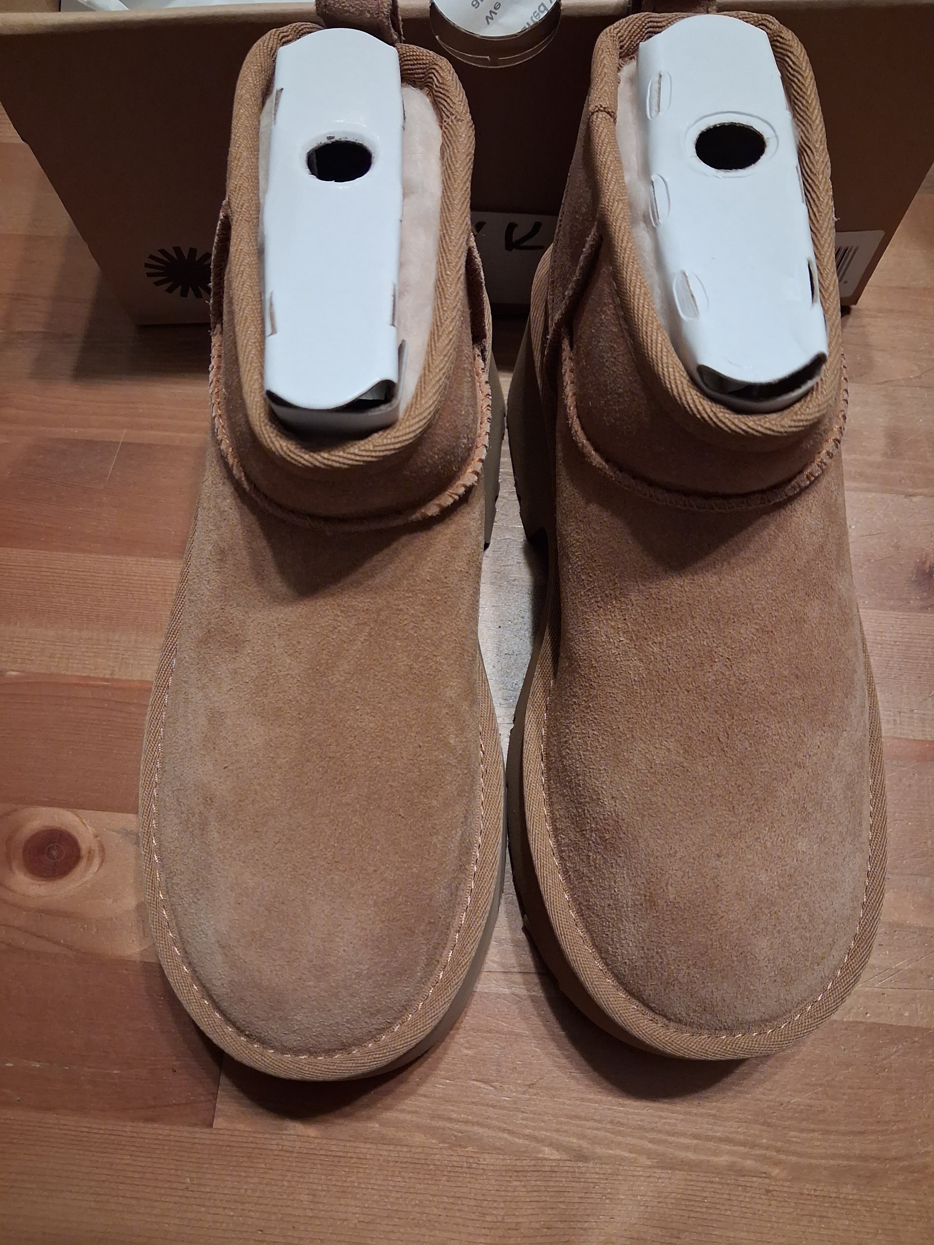 UGG W Classic Ultra Mini New Heights - Chestnut / Hellbraun (36) (1158311)