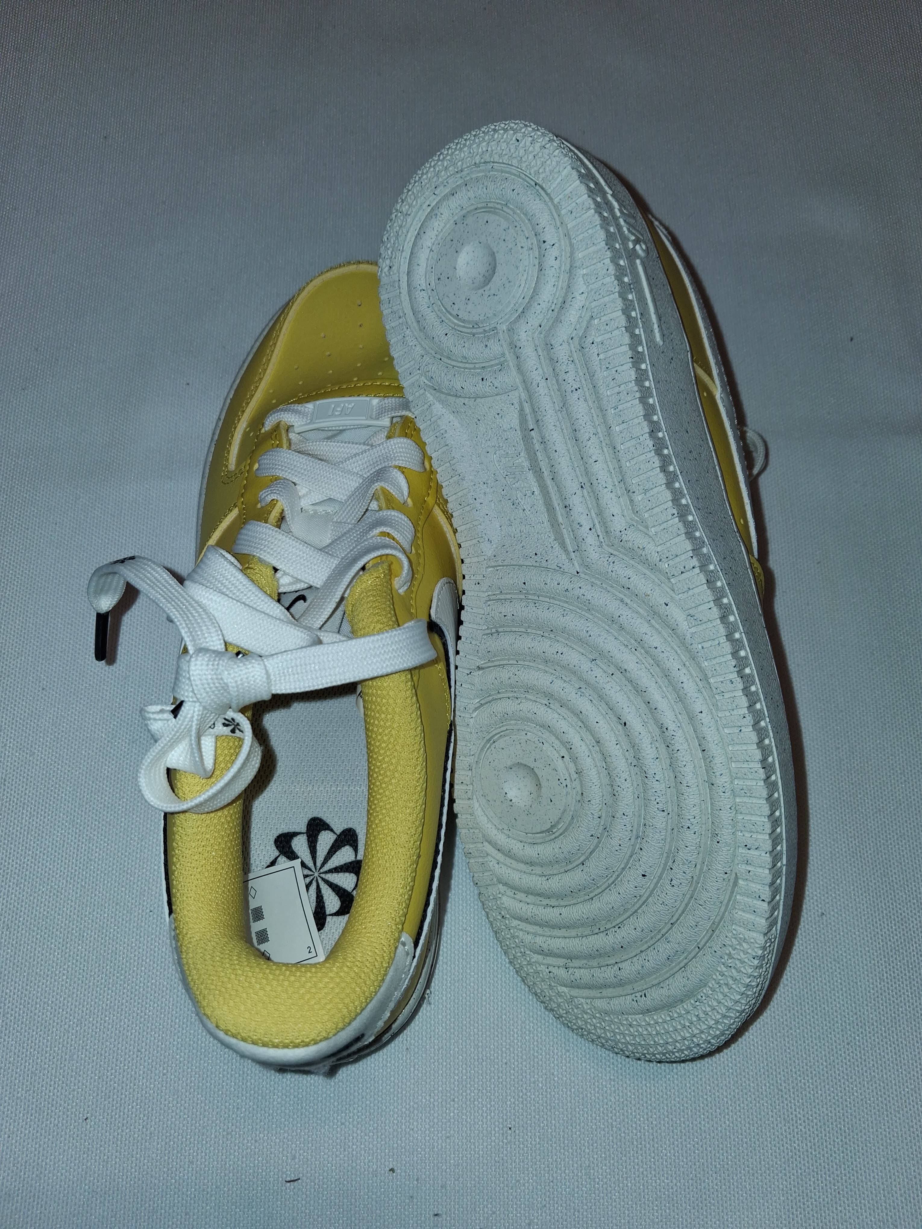 nike air Force 1 lv8 gs tour yellow, sail Black (38)(DQ0359 700)