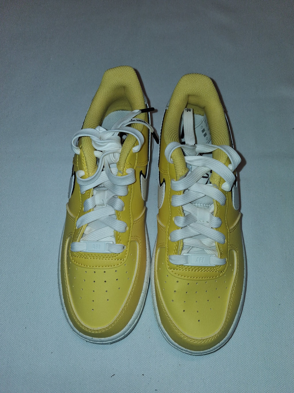 nike air Force 1 lv8 gs tour yellow, sail Black (38)(DQ0359 700)