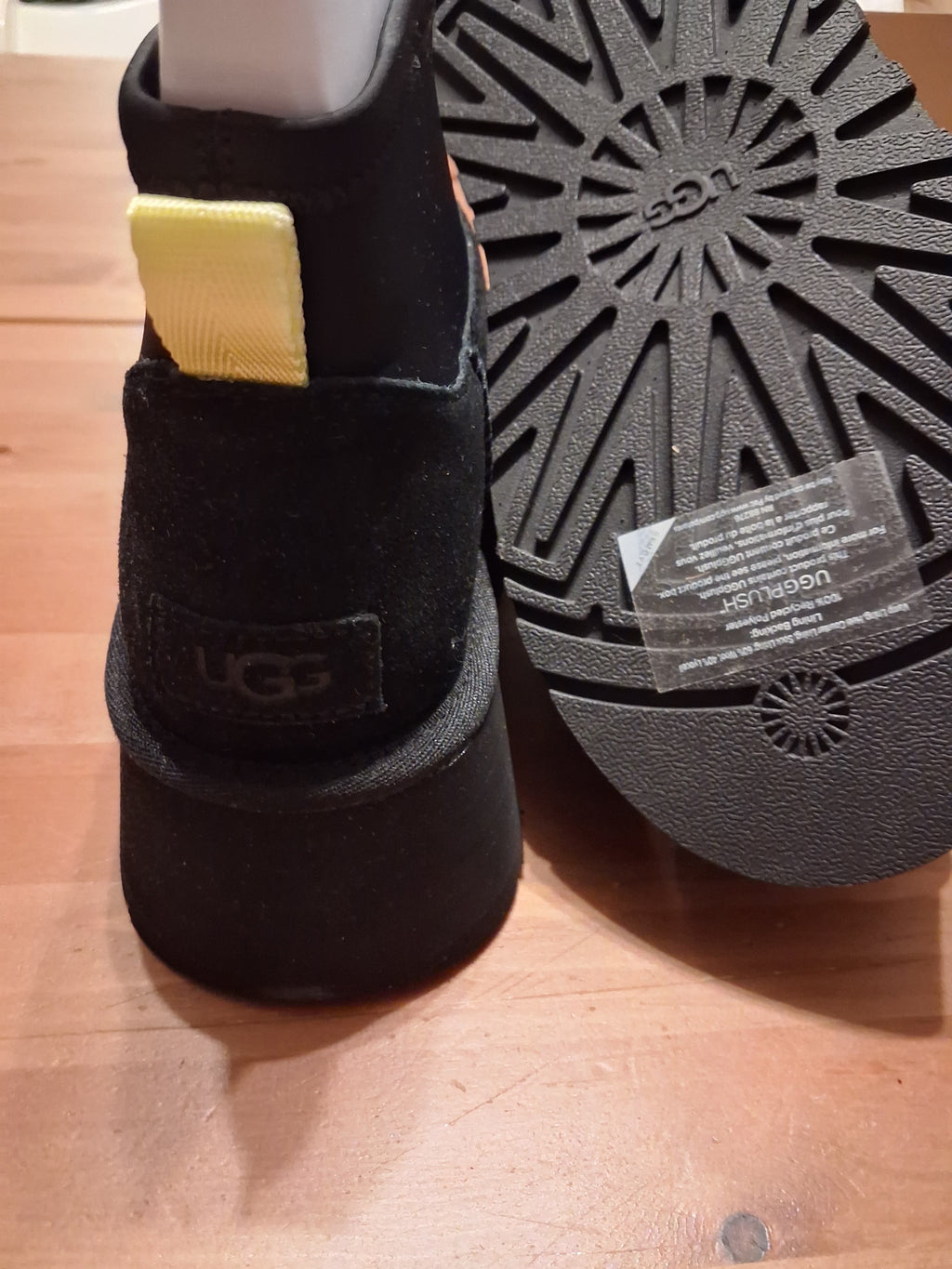 UGG W Classic Mini Dipper black (38)(1168170)