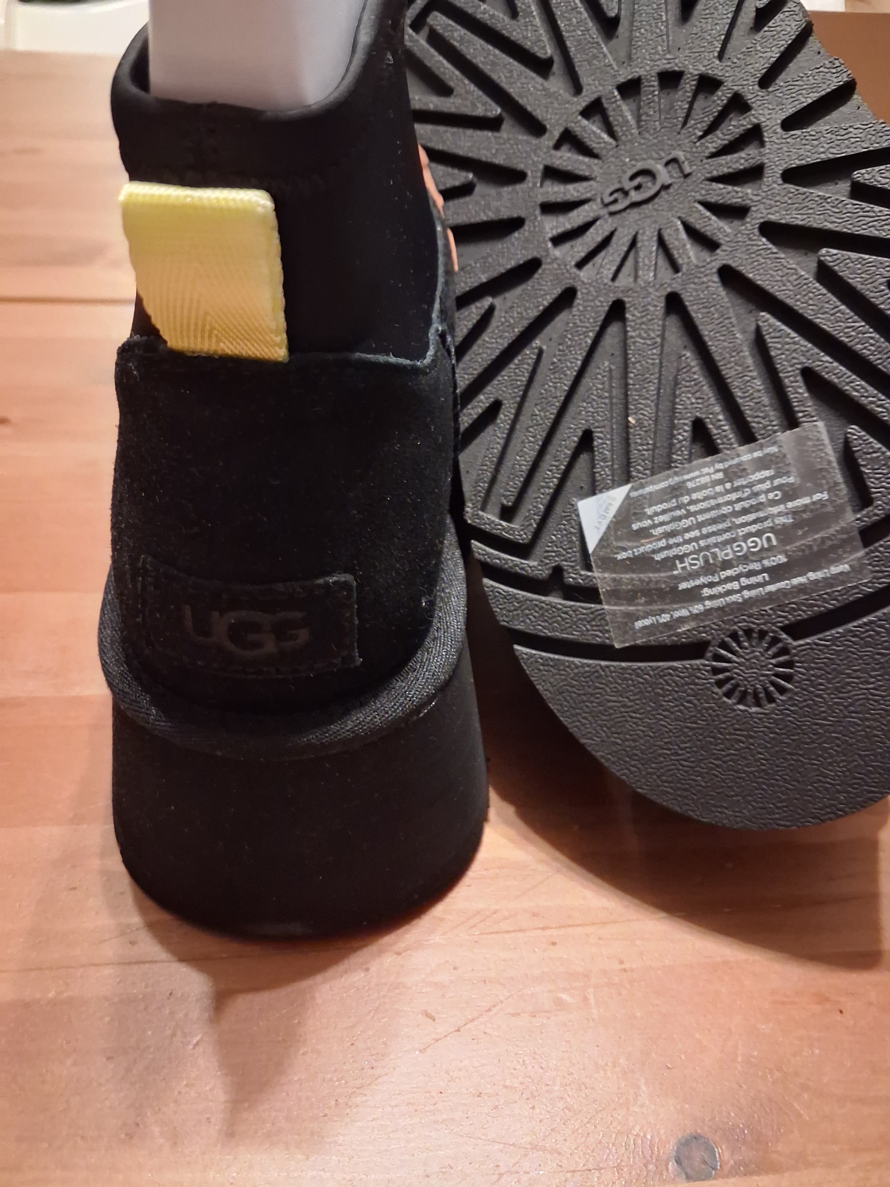 UGG W Classic Mini Dipper black (38)(1168170)