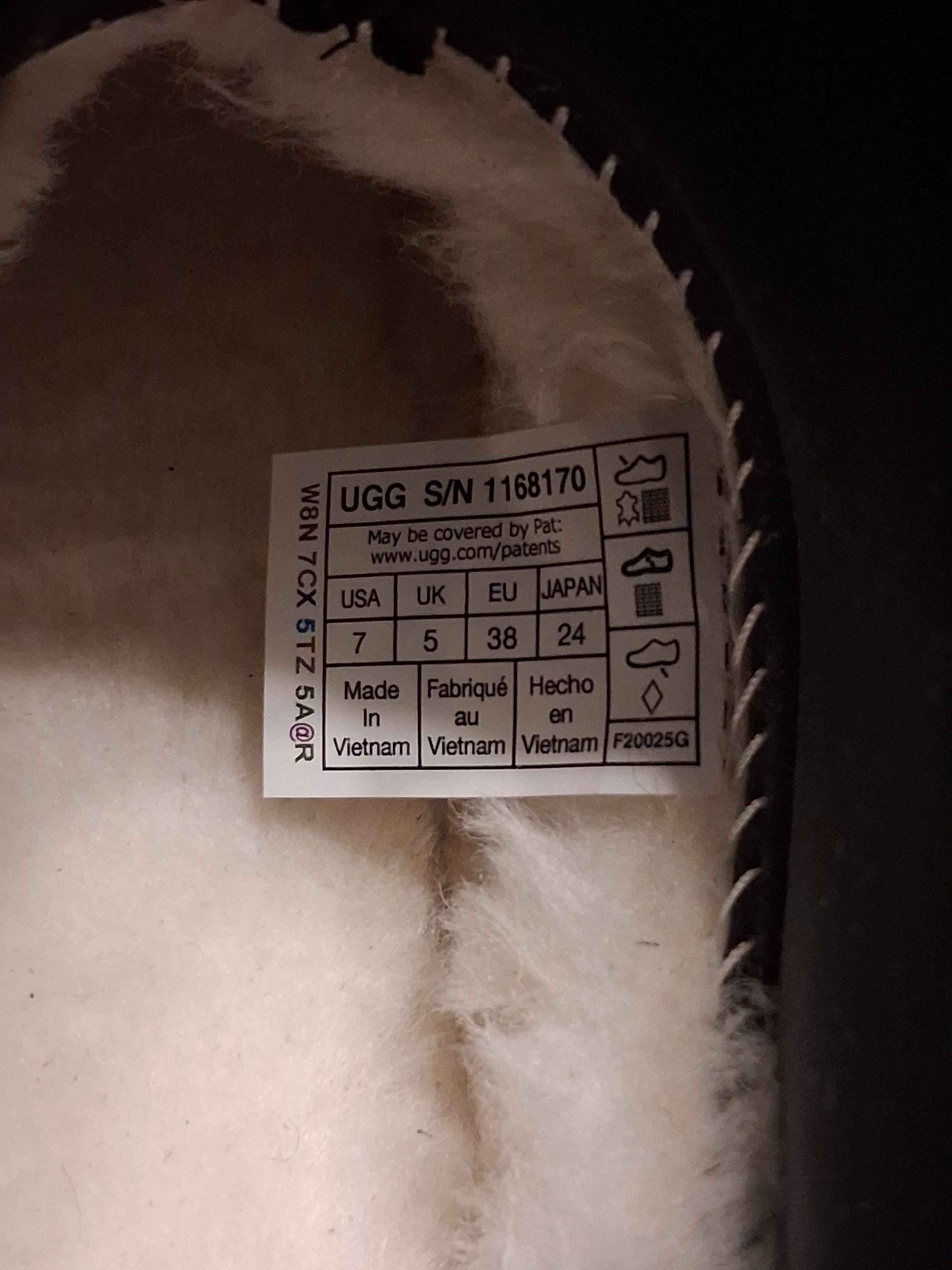 UGG W Classic Mini Dipper black (38)(1168170)
