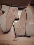 UGG W Classic Ultra Mini New Heights - Chestnut / Hellbraun (36) (1158311)